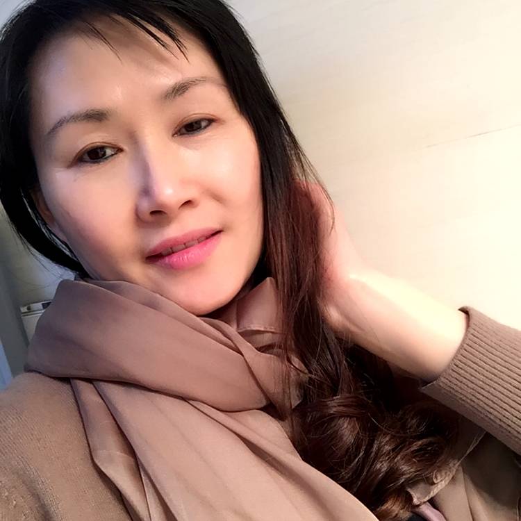 蜜蜂就纯情的照片
