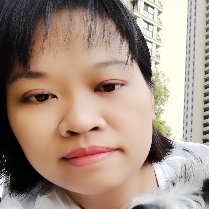 戈英的照片