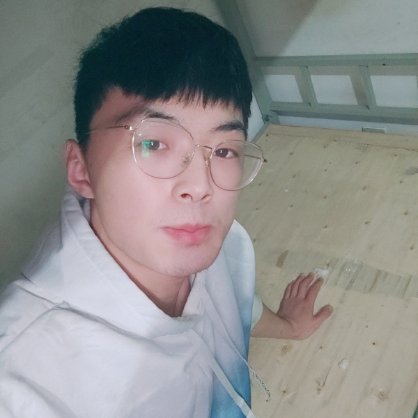 水壶闻忐忑的照片