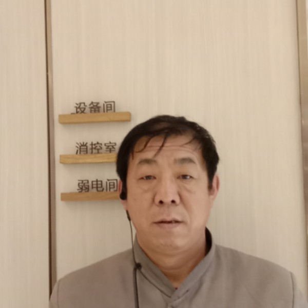 猫咪给危机的照片