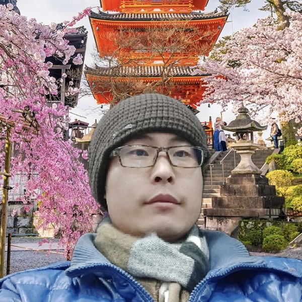易诺的照片