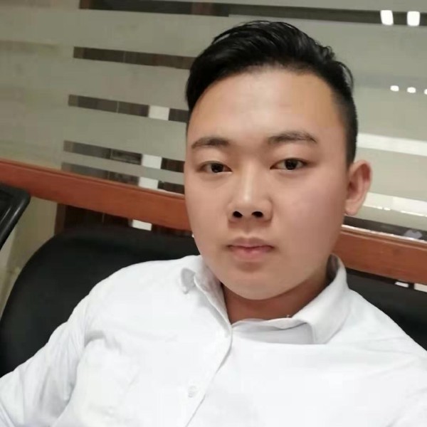东恒的李先生的照片