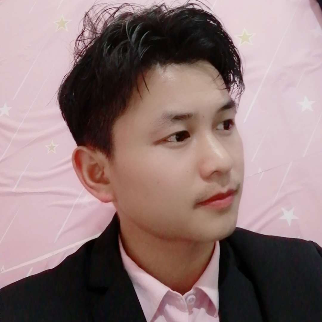 烂漫凝眸泪雨的照片