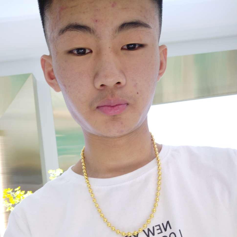 犹豫回眸小蚂蚁的照片