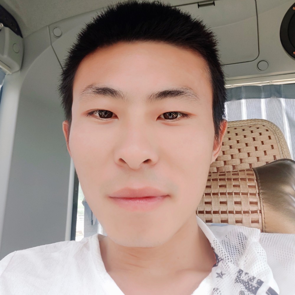 冷酷扯萝莉的照片