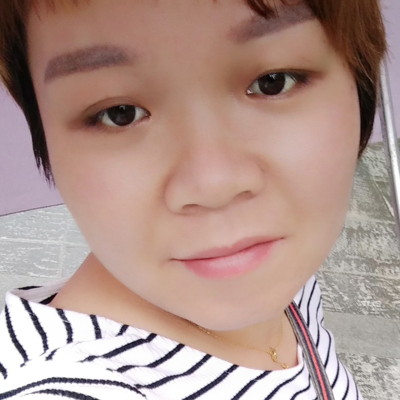 小松鼠独寂的照片