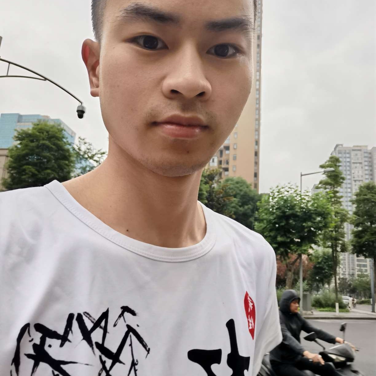 ௸྄ིོུ杨的照片