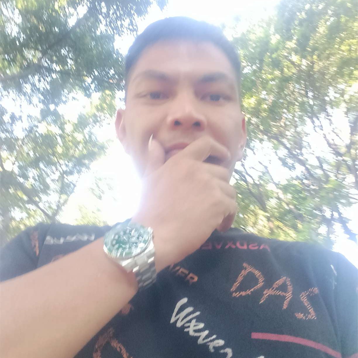 冷眸邂逅诚心的照片