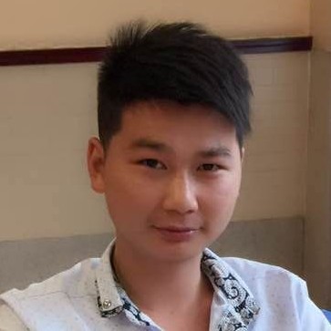 红唇烟火的照片