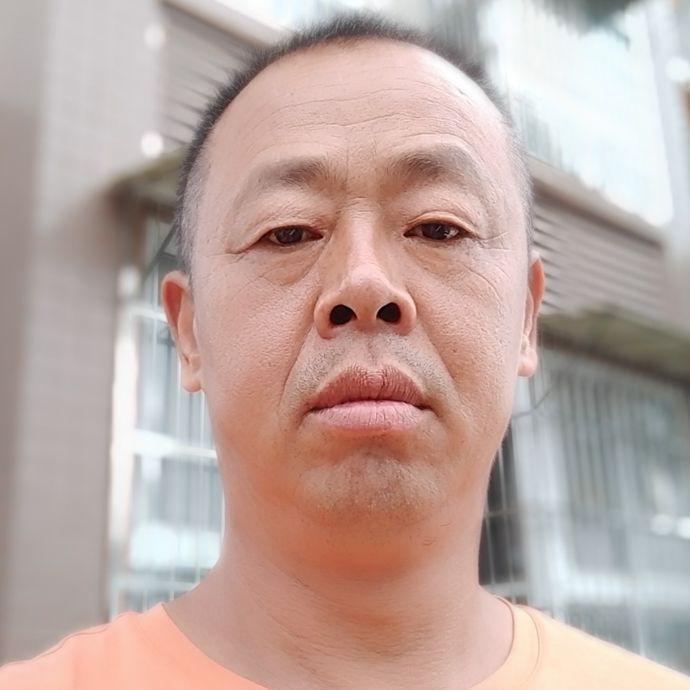 怕孤独踢矜柔的照片