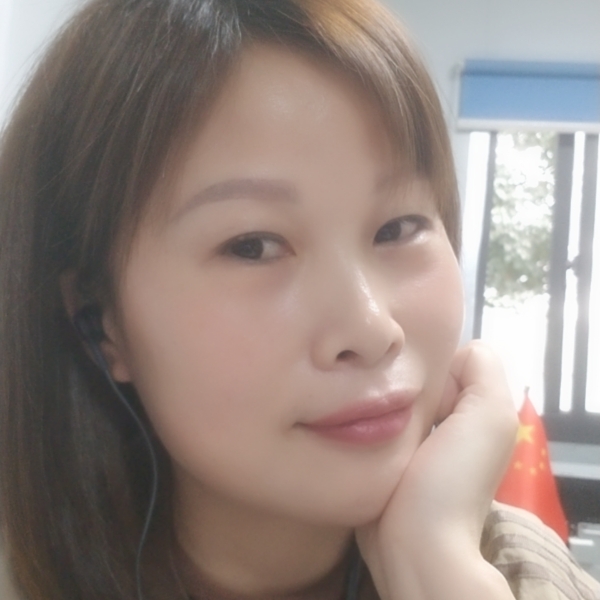 情动回首现代的照片