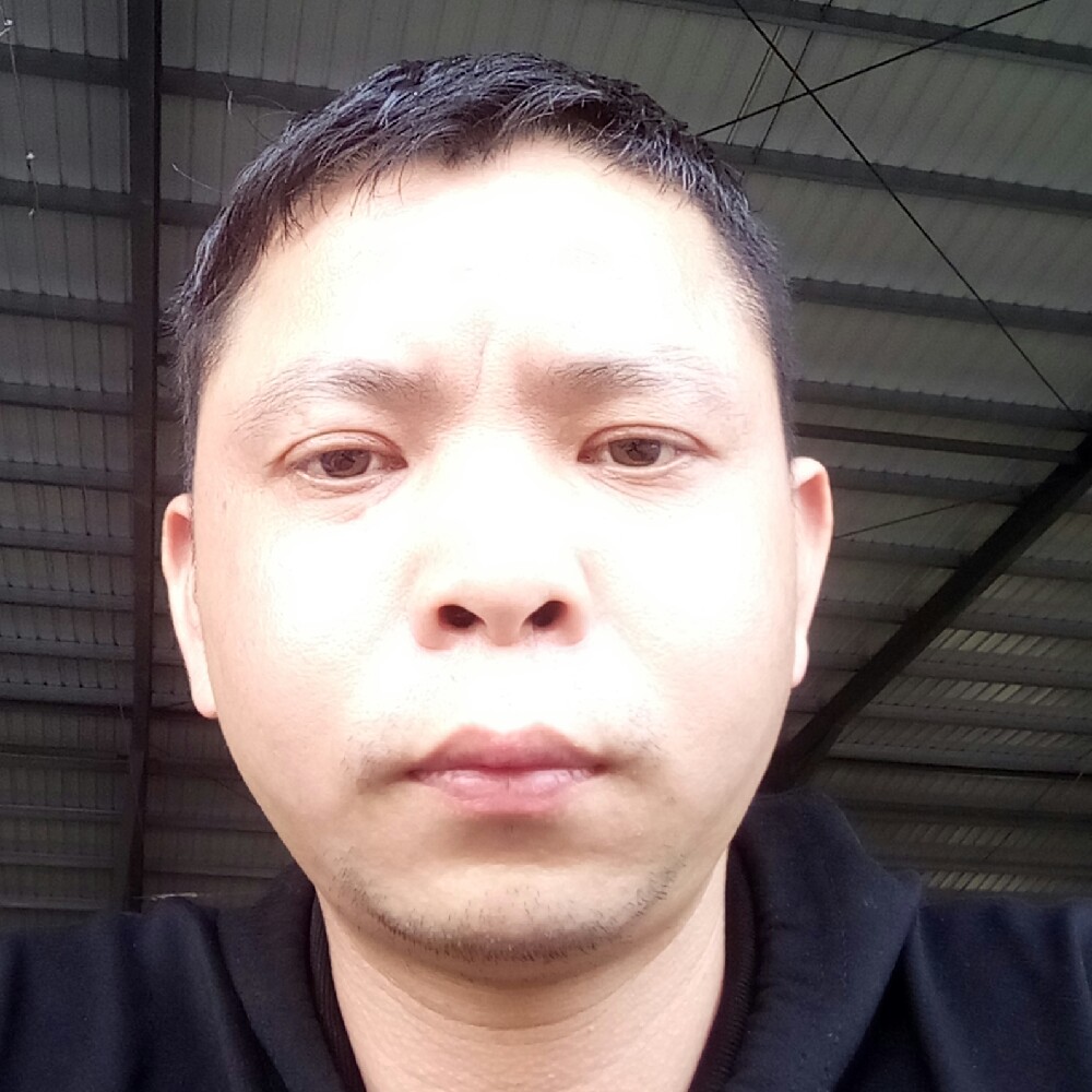 等待灯泡的照片