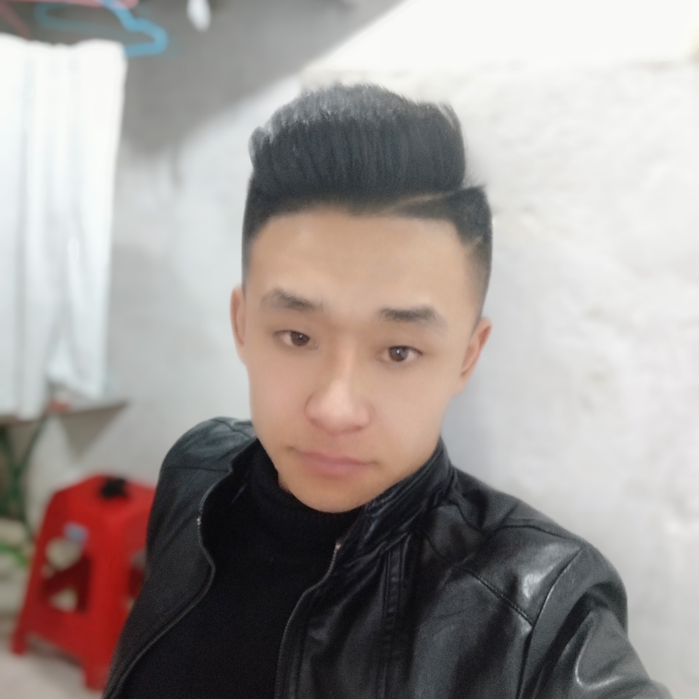 九纹龙龙哥的照片
