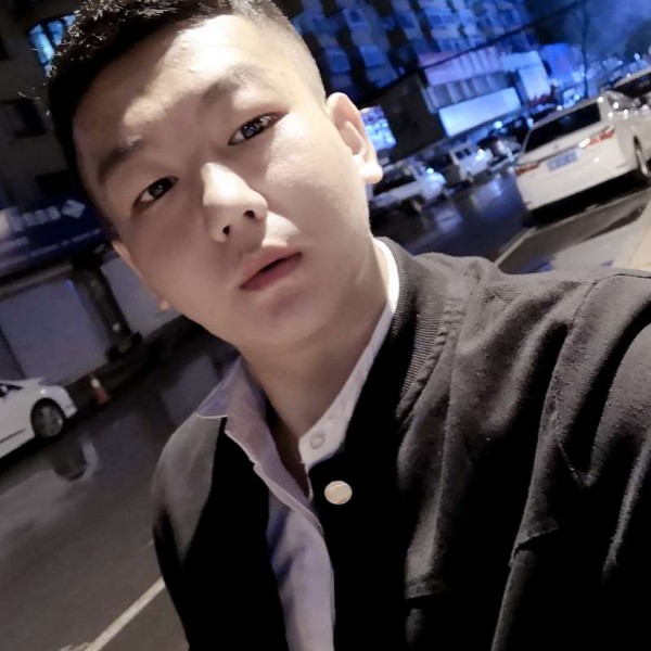 积极查查的照片