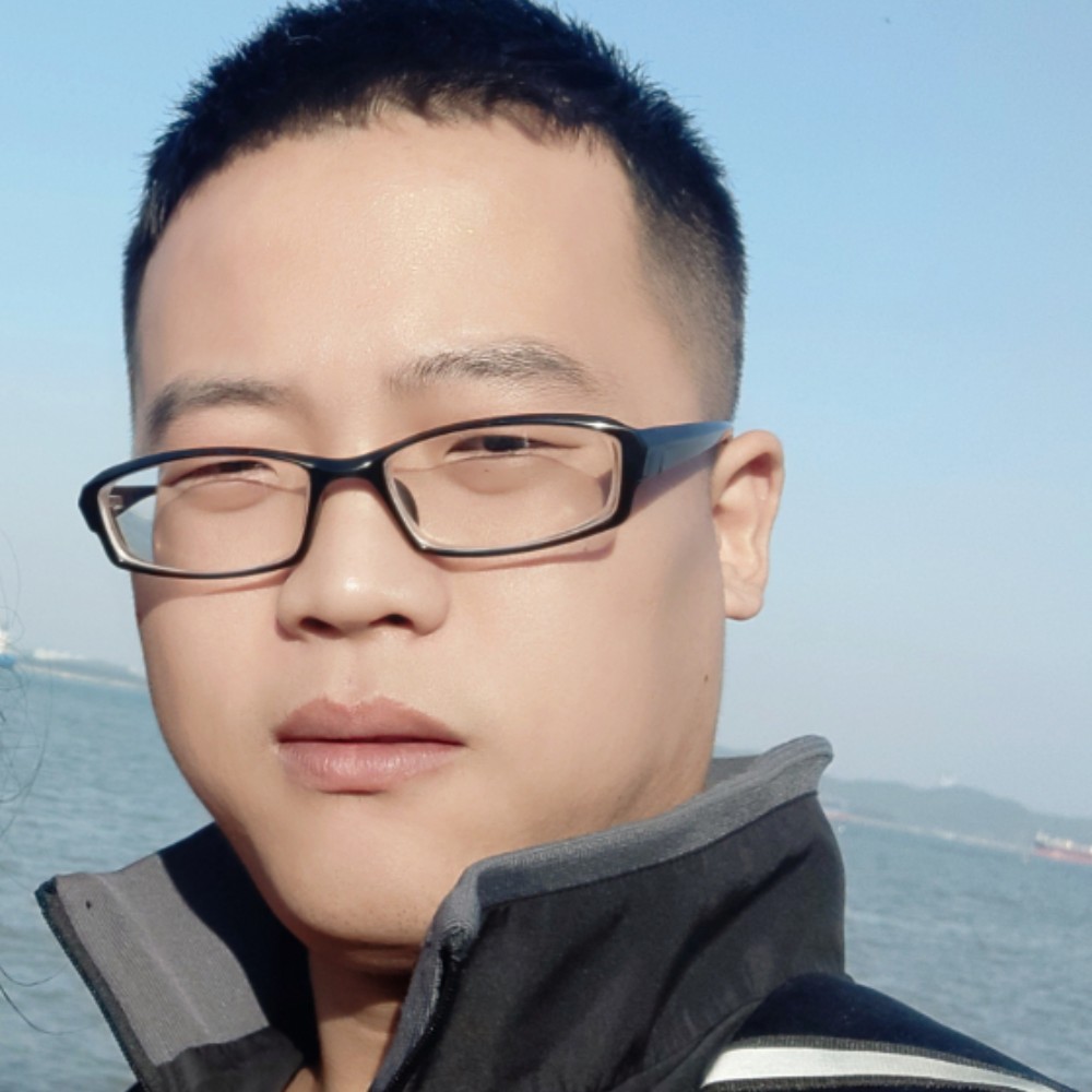 高跟鞋浅吻贪玩的照片