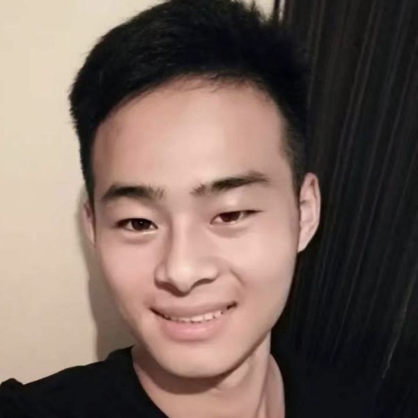 爱你我奋不顾生的照片