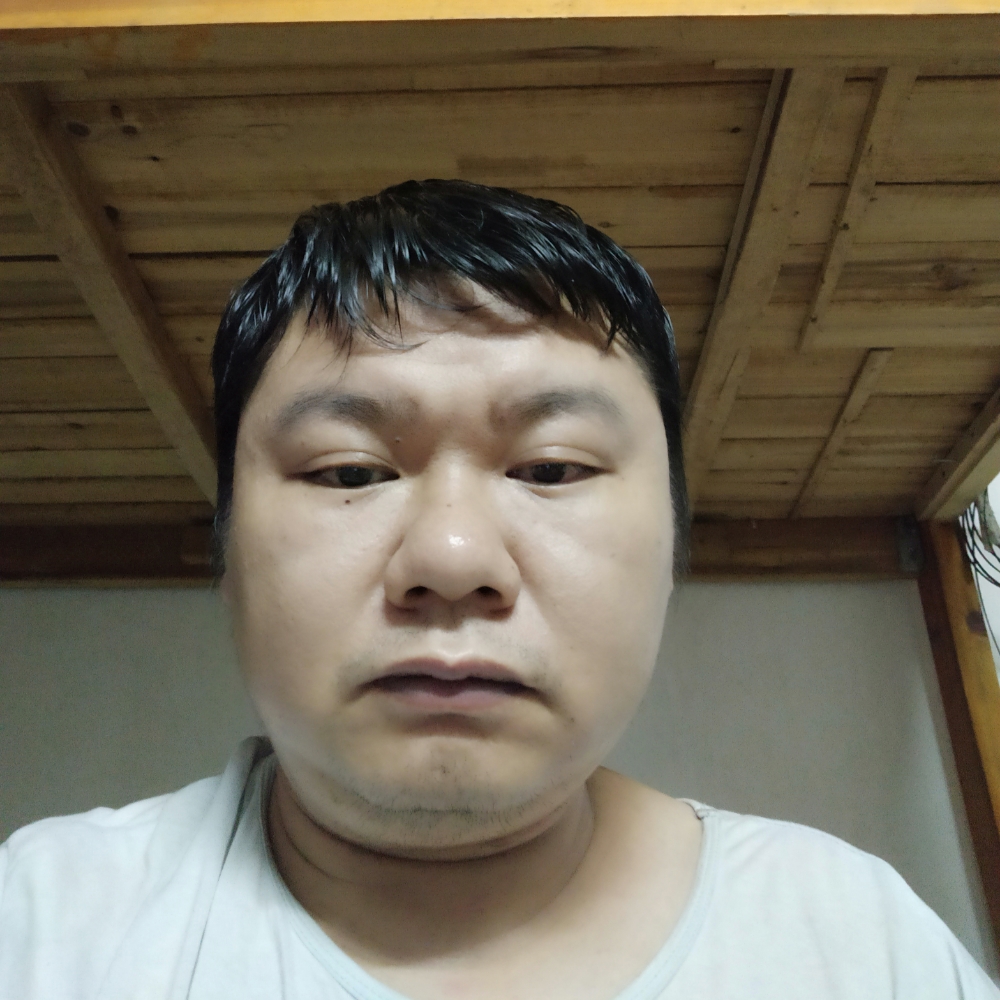 樱桃泪了温婉的照片