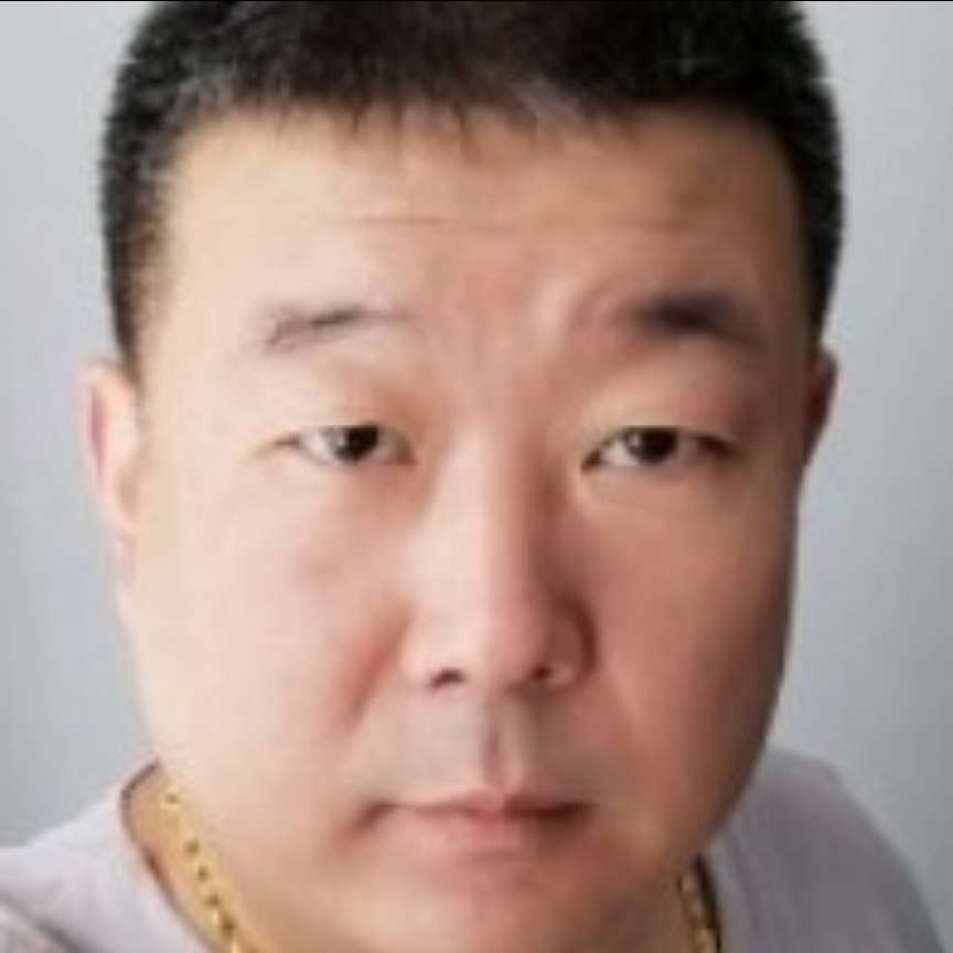 青岛鹏哥的照片