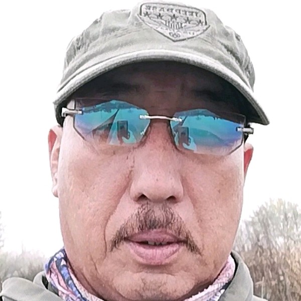 慈祥钢铁侠的照片