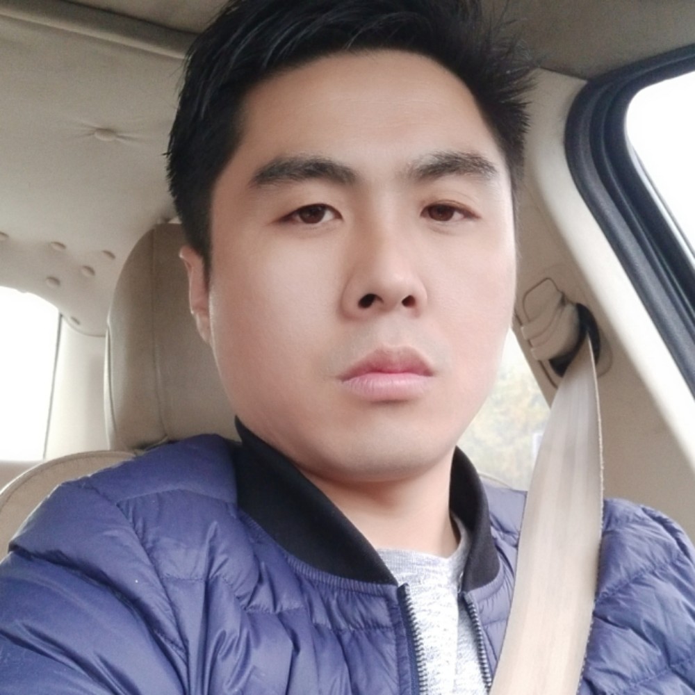 老师倾心害羞的照片