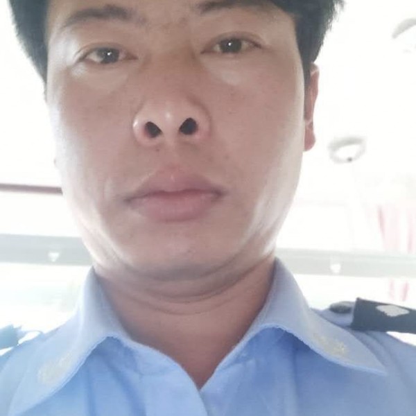 吴立波的照片