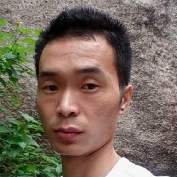 身影爱孤單的照片