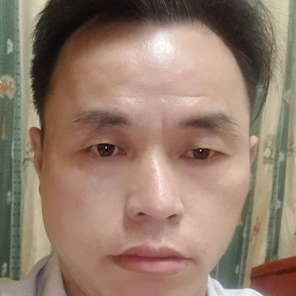 被爱遗弃的男银的照片