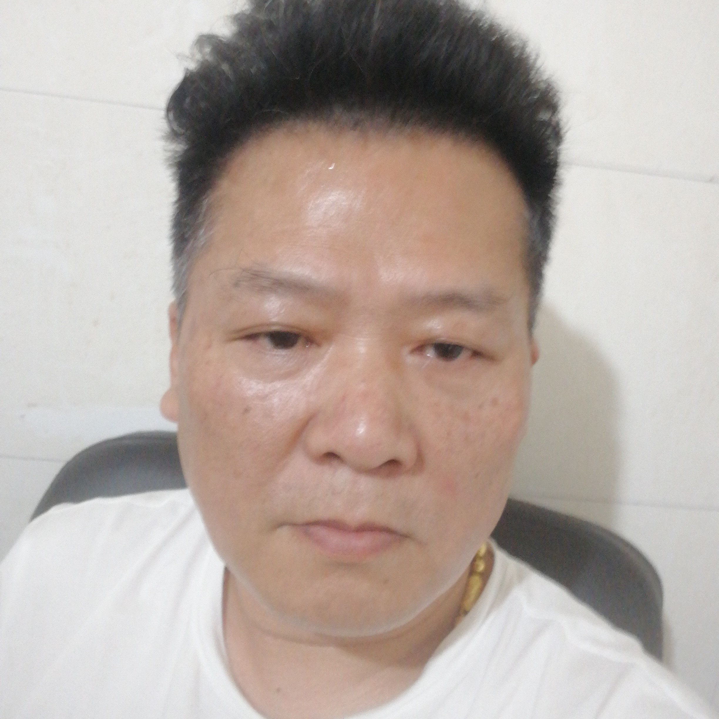 迅速等待春华的照片