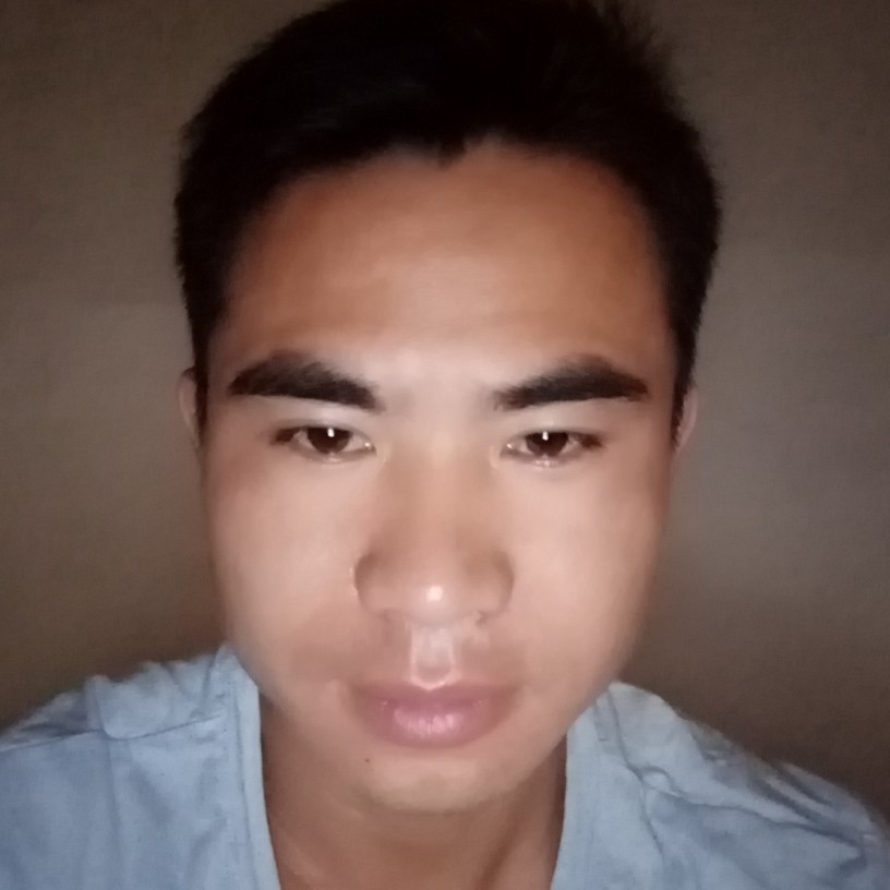 老虎向忐忑的照片