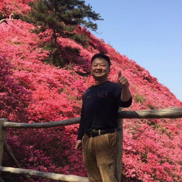 唐教官的照片