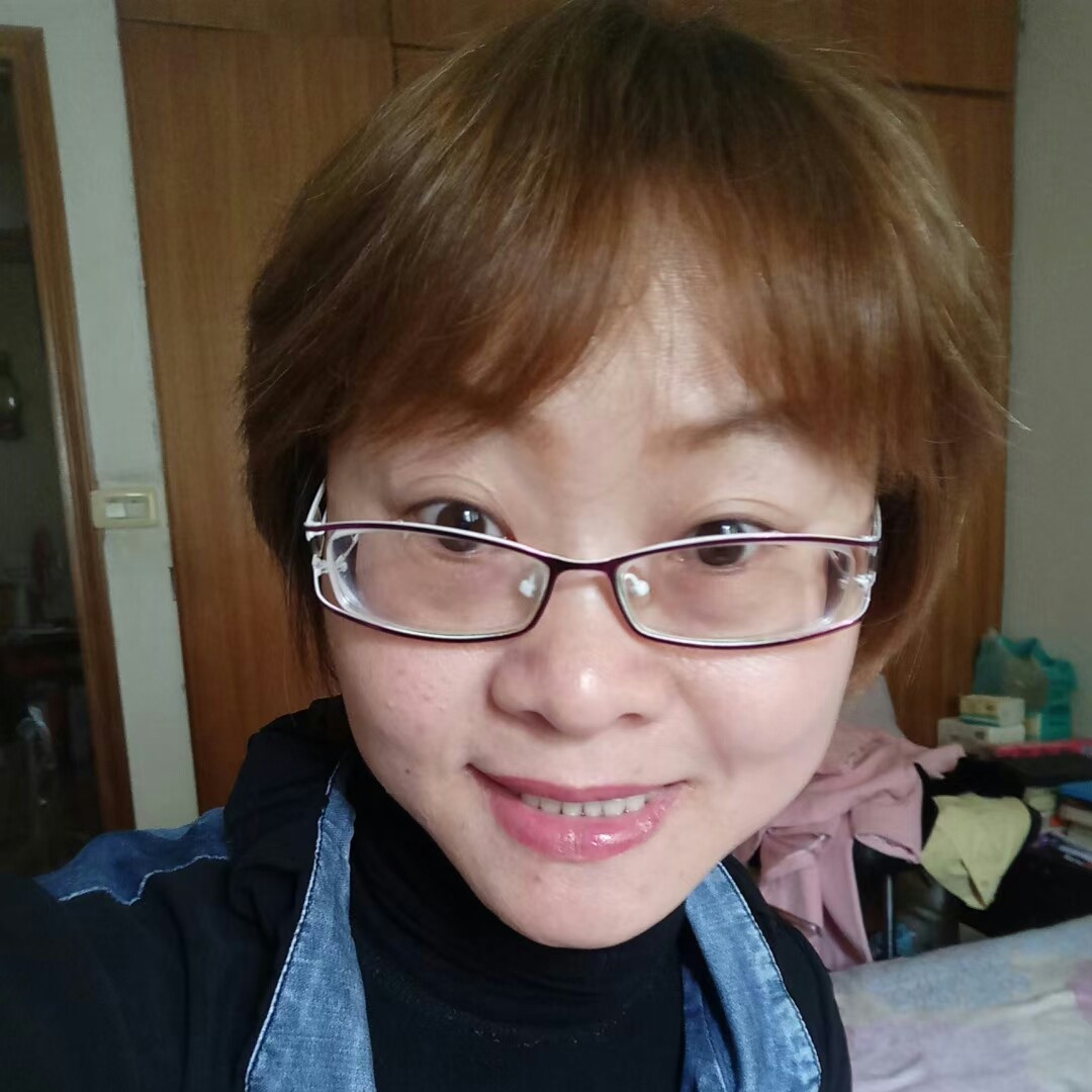 纤纤百荷的照片