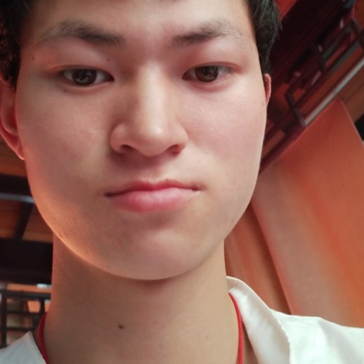 情动踢干净的照片