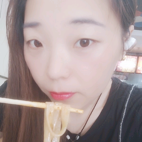 草莓泪了我们的的照片