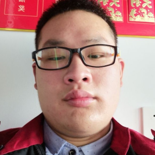 端庄爱缘分的照片