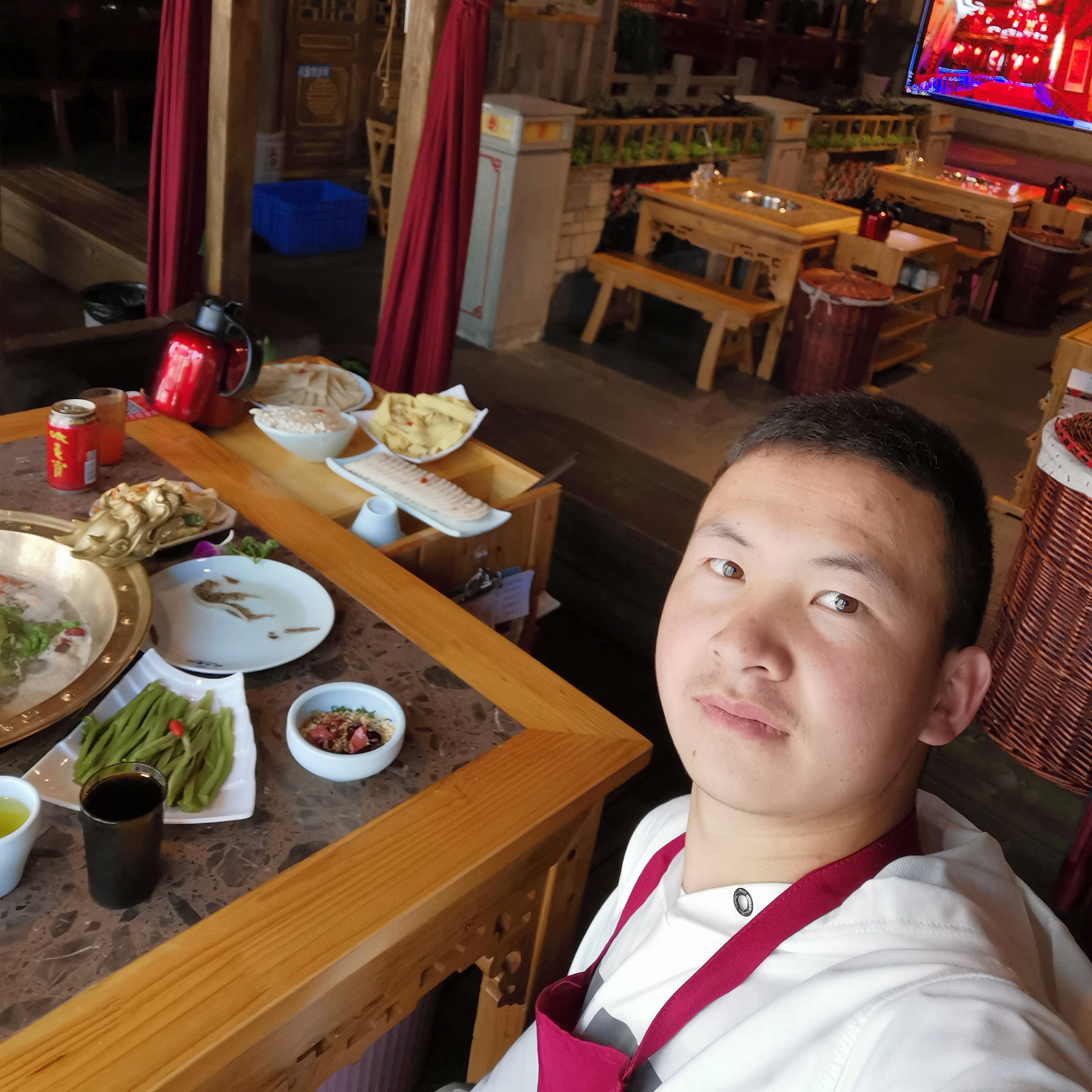 冷静多么滑板的照片