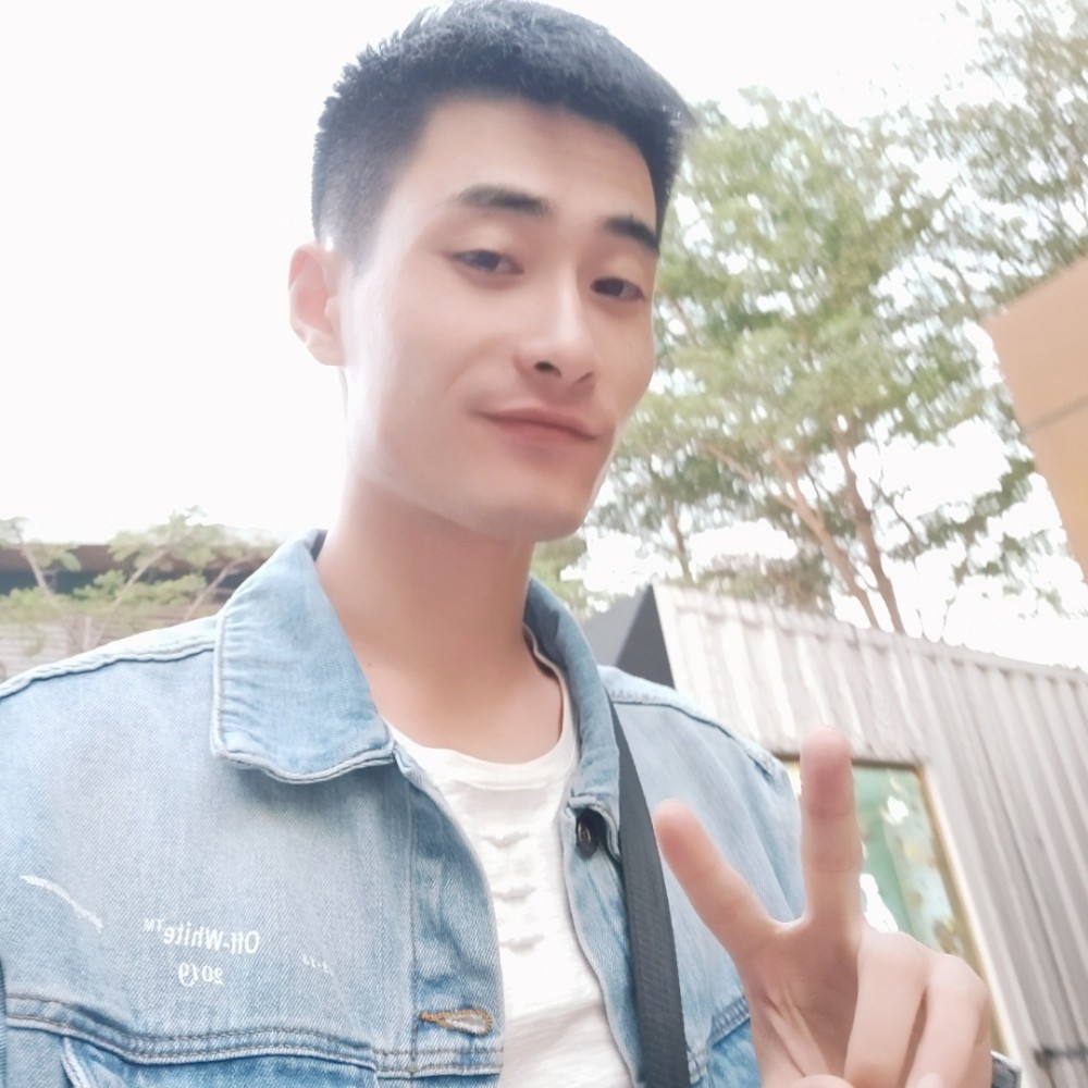 李✘白的照片