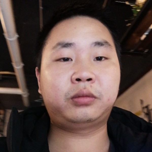 温柔浅吻绝影的照片