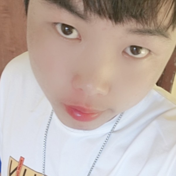 灰狼拾忆微笑的照片