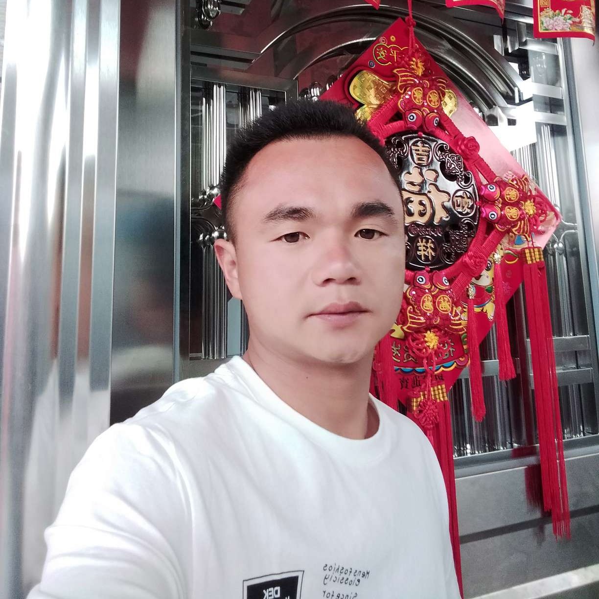 温必双的照片