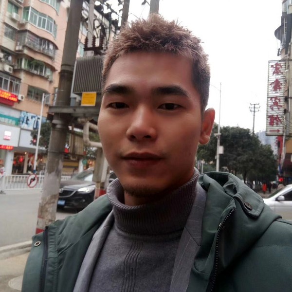 千万别回头会流泪的照片