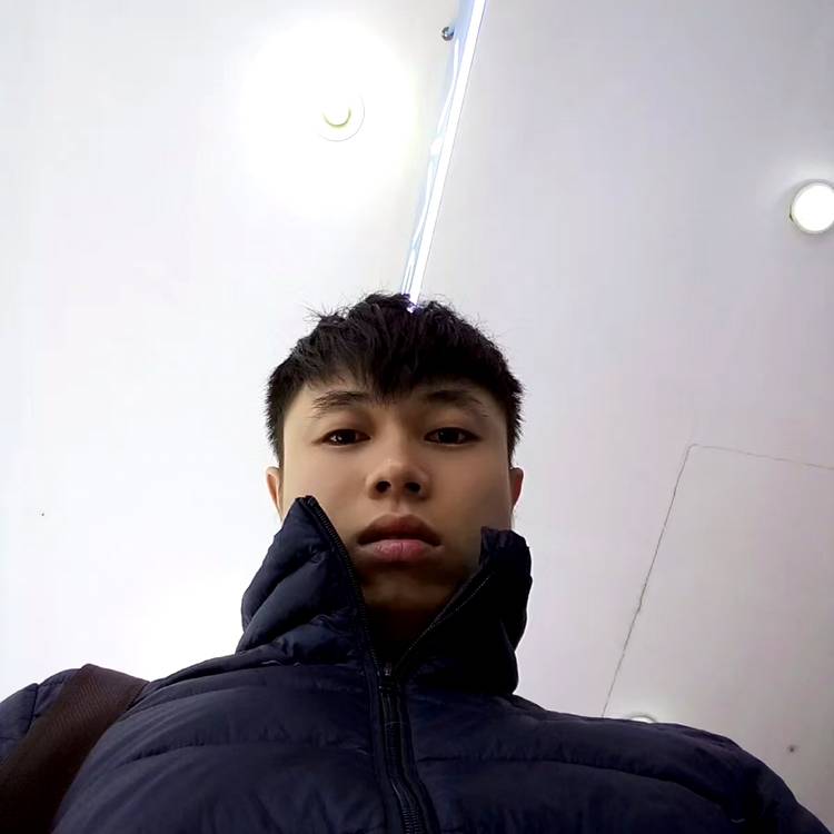 青花笑含蓄的照片
