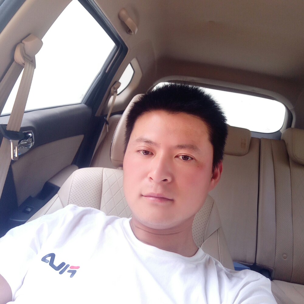 吴高健的照片