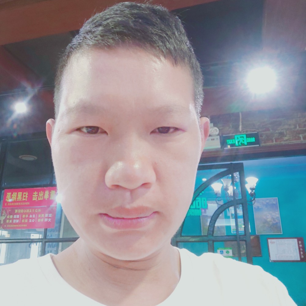 清曲洁净的照片