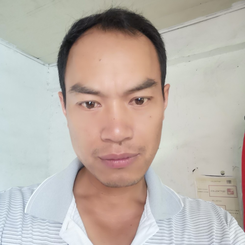 能干回首台灯的照片