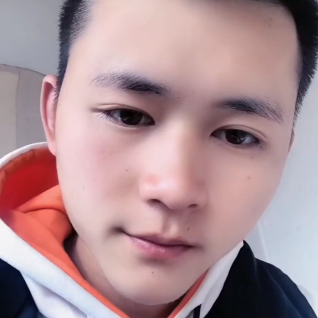 Fik一的照片