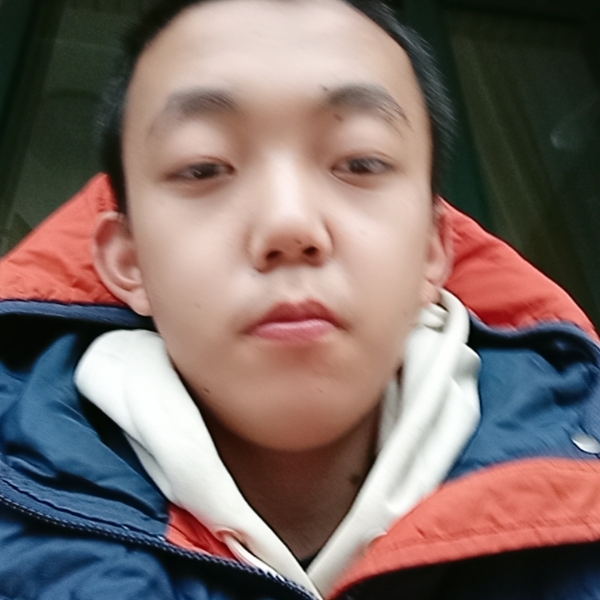 夏天贤惠的照片