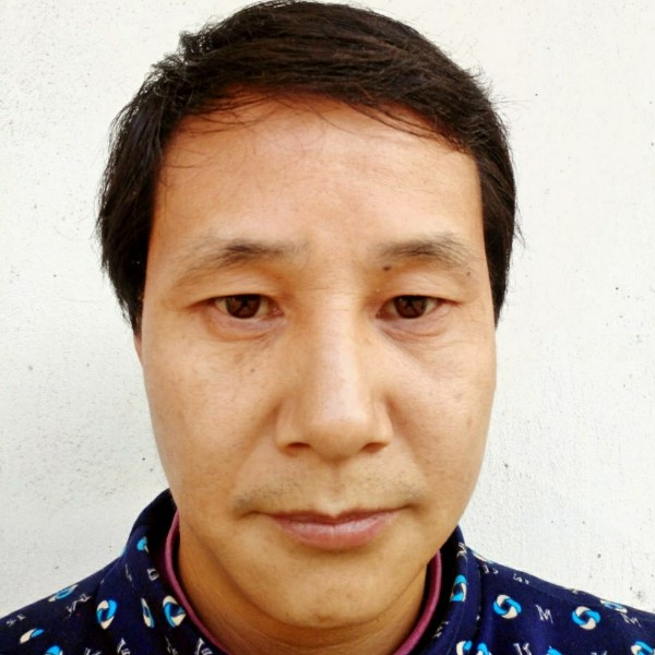 典雅少女的照片