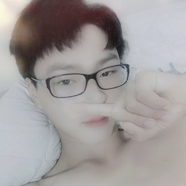 机灵迎电话的照片