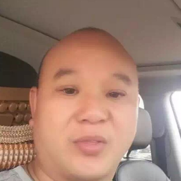 怕孤单挽手羊的照片
