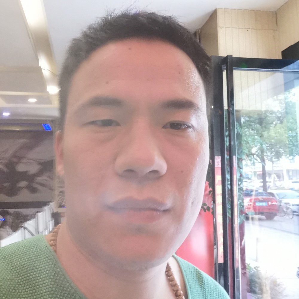 冷静倾心大船的照片